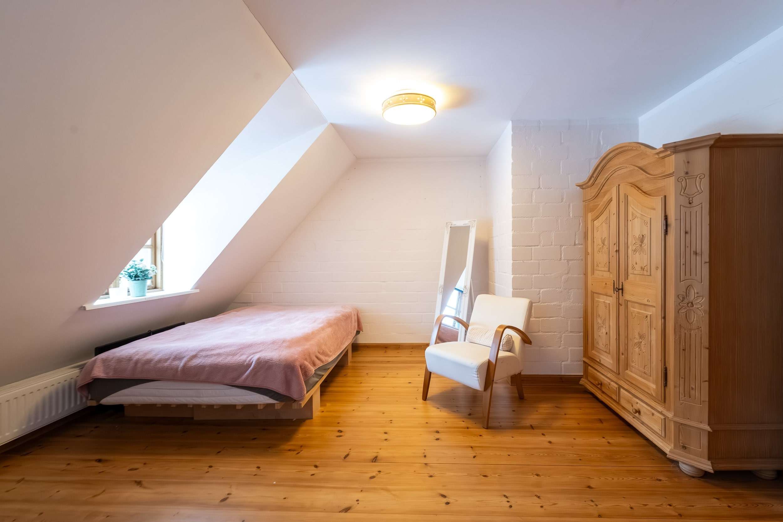 Immobilie in Humptrup - Friesenhaus unter Reet in traumhafter und absoluter Natur-Alleinlage - Bild 11