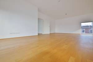 Exklusive 3-Zimmer Dachgeschosswohnung in bester Innenstadtlage von Solingen – Die vollständige Adresse der Immobilie erhältst du vom Anbieter., 42651 Solingen-Mitte, Solingen – Vorschaubild 3