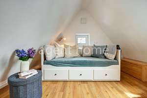 MÖBLIERT  - COZY LIVING - 2-Zi.-Maisonette in bester Lage – Die vollständige Adresse der Immobilie erhältst du vom Anbieter., 70192 Lenzhalde, Stuttgart – Vorschaubild 19