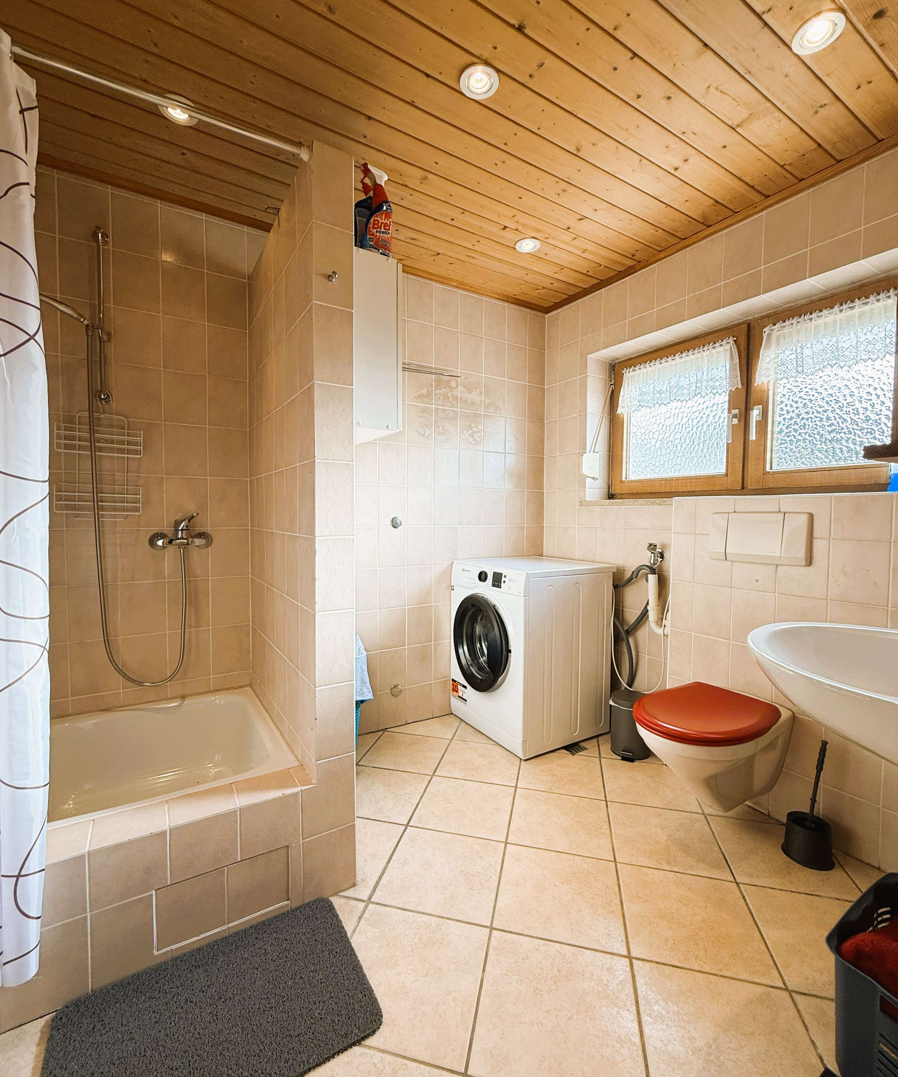 Immobilie in Bruckmühl - Ein Zuhause zum Gestalten –  für Familien, Gartenliebhaber  und Handwerker - Bild 4