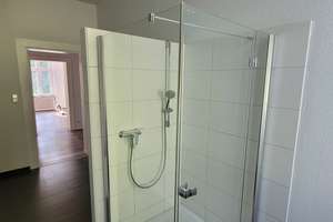 Sanierte 6-Zimmer-Wohnung in Villa Velbert Langenberg – 42555 Langenberg, Velbert – Vorschaubild 4