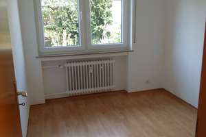 Helle 3,5-Zimmer-Wohnung mit Balkon in Koblenz-Güls – Die vollständige Adresse der Immobilie erhältst du vom Anbieter., 56072 Güls, Koblenz – Vorschaubild 9