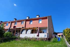 Neuer Preis*: Reihenendhaus - Blick auf Northeim, große Terrasse, ruhige Wohnlage im Sultmerviertel – Die vollständige Adresse der Immobilie erhältst du vom Anbieter., 37154 Northeim – Vorschaubild 1