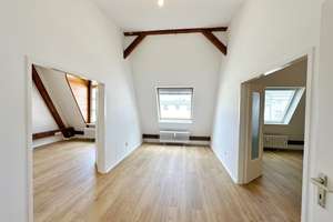 4 - Zimmer - Dachgeschosswohnung mit Terrasse in Spandau! – Kurstraße 4, 13585 Spandau (Ortsteil), Berlin – Vorschaubild 2