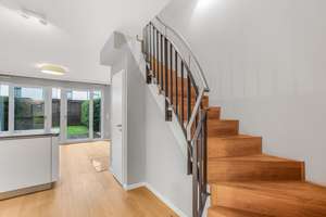 Townhouse mit Kamin & zwei Sonnenterrassen- stilvoll wohnen nahe Hamburg – Die vollständige Adresse der Immobilie erhältst du vom Anbieter., 22848 Norderstedt – Vorschaubild 8