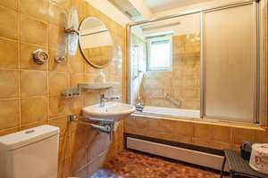 3--Zimmer-Wohnung in Burtscheid mit großzügigem eigenen Garten, Terrasse und Garage und Stellplatz! – Die vollständige Adresse der Immobilie erhältst du vom Anbieter., 52066 Burtscheider Abtei, Aachen – Vorschaubild 13