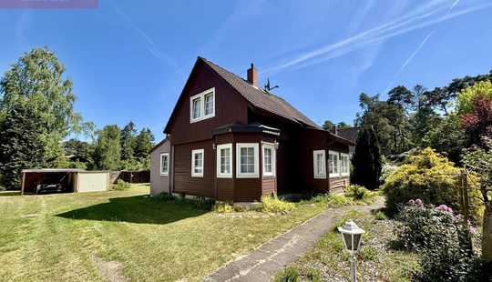 Bild von Gepflegtes Zuhause - großer Garten