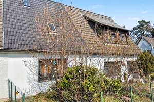 Doppelhaushälfte mit Anbau und großem Grundstück in ruhiger Lage von Nürnberg‑Reichelsdorf – Die vollständige Adresse der Immobilie erhältst du vom Anbieter., 90453 Reichelsdorf, Nürnberg – Vorschaubild 2
