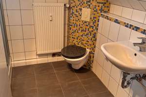 Charmante 2-Zimmer Dachgeschosswohnung in Bonn-Beuel – Die vollständige Adresse der Immobilie erhältst du vom Anbieter., 53225 Schwarzrheindorf/Vilich-Rheindorf, Bonn – Vorschaubild 7