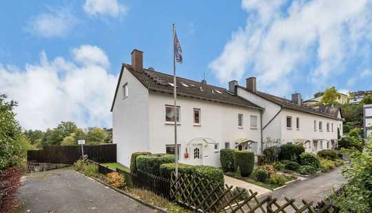 Bild von Reihenendhaus in ruhiger Lage mit traumhaftem Ausblick!