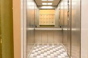 Im Herzen der Stadt - bezugsfrei | Einbauküche | Tageslichtbad mit Badewanne | Aufzug | Keller – 4109 Zentrum-West, Leipzig – Vorschaubild 21