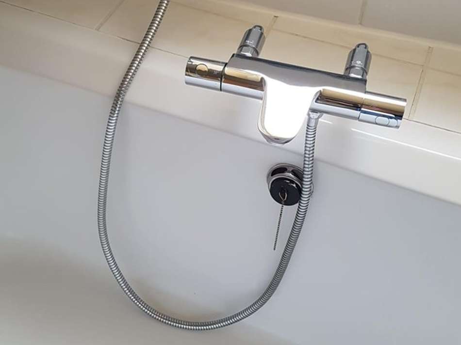 Badewannenarmatur