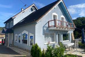 Zwei hochwertige Einfamilien- Ferienhäuser in idyllischer Eifellage - ideal für Tierhaltung – Die vollständige Adresse der Immobilie erhältst du vom Anbieter., 56729 Anschau – Vorschaubild 3