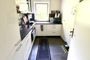 Schöne 3 Zimmerwohnung mit großem Balkon ( Hochparterre ) – Buchenweg 10, 51399 Burscheid – Vorschaubild 4