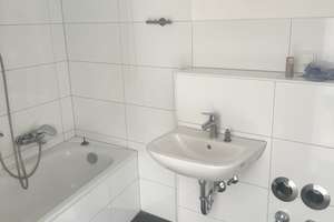 Einziehen & wohlfühlen: Stilvolles Single-Apartment – Bahnhofstraße 35-37, 46045 Sterkrade-Mitte, Oberhausen – Vorschaubild 3