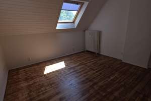 Studentenwohnung mit Einbauküche in unmittelbarer Nähe zur Uni ! – Am Waldschlößchen 23, 42119 Elberfeld, Wuppertal – Vorschaubild 2