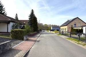 Ihr neues Zuhause
in Top-Lage von Zschornewitz 
Bungalow mit Terrasse, Gartenhaus und Carport – Joseph-Haydn-Straße 16, 6772 Zschornewitz – Vorschaubild 6