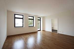 // Eigentumswohnung mit Balkon u. Stellplatz als Kapitalanlage // – Delitzscher Straße 7a, 4105 Leipzig – Vorschaubild 1