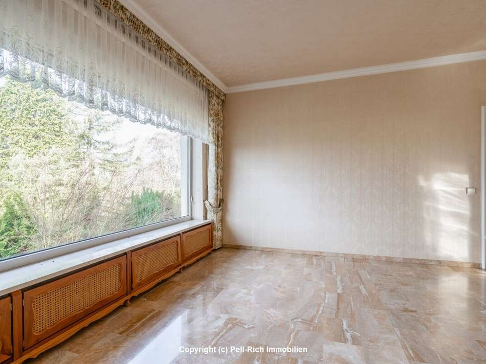 Wohnzimmer Hauptwohnung EG