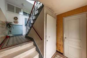 Frankfurt-Rödelheim: voll vermietetes Mehrfamilienhaus mit 7 Wohneinheiten und schönem Hinterhofga – 60486 Rödelheim, Frankfurt am Main – Vorschaubild 4
