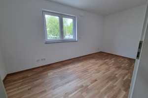 Neubau Doppelhaushälfte mit toller Ausstattung und Fernwärme – Holzkirchen, Miesbach (Kreis), 83607 Miesbach (Kreis) – Vorschaubild 4