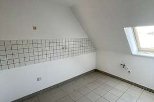 Wohncharme auf zwei Ebenen – Maisonettewohnung in Dresden-Klotzsche – Königsbrücker Landstr. 66b, 1109 Klotzsche (Stadtteil), Dresden – Vorschaubild 5