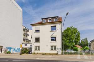 Zentrale Stadtlage: Vielseitiges Mehrfamilienhaus mit Arztpraxis! – Die vollständige Adresse der Immobilie erhältst du vom Anbieter., 66740 Saarlouis – Vorschaubild 3