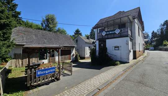 Bild von Attraktives Anwesen für Investoren & Selbstnutzer – 4 Häuser mit Wohn- & Gewerbefläche auf 1.666 m²