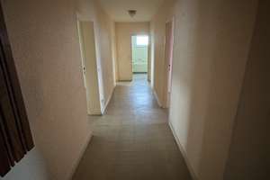 LAUTERBORN: Sanierungsobjekt mit Fernblick – 4-Zimmer-Wohnung mit Balkon - Preis VB – 63069 Lauterborn, Offenbach am Main – Vorschaubild 12