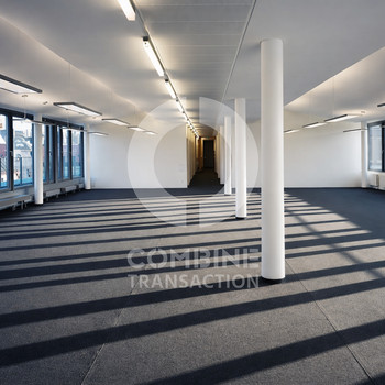 Optimal ausgestattete Büroflächen in bester Lage. combine Transaction.