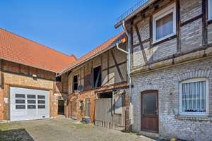 Historischer Fachwerkcharme: Haus mit Hof, großzügiger Scheune + Garten mit eigener Zufahrt – Die vollständige Adresse der Immobilie erhältst du vom Anbieter., 35510 Butzbach – Vorschaubild 5