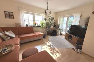 Zentral ! Hell ! Komfortabel ! 3- Zimmer- Wohnung mit Loggia in Asslar
