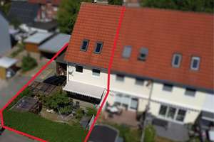 Modernes Reihenendhaus im ruhigen Wohngebiet – Ahrensböker Strasse 74, 23858 Reinfeld (Holstein) – Vorschaubild 2