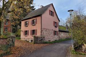 IDYLLISCHE LAGE!!! Gemütliches Einfamilienhaus in Kirchheim-Frielingen – Wiesbachtal 15, 36275 Kirchheim – Vorschaubild 2