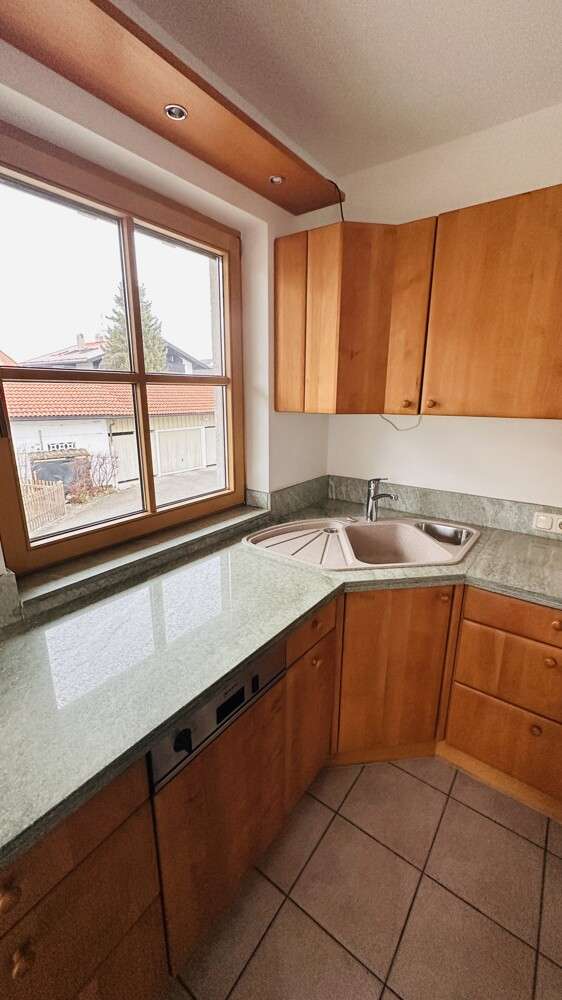 Immobilie in Aschau im Chiemgau - Großzügige 3-Zimmer-Maisonettewohnung mit herrlichem Berg- und Schlossblick - Bild 4