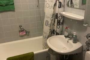 FREUNDLICHE 1-ZIMMER-WOHNUNG mit ca. 30 m² in beliebter TOP-LAGE in MAXVORSTADT-Schellingstraße – Schellingstraße -, 80797 Josephsplatz, München – Vorschaubild 3