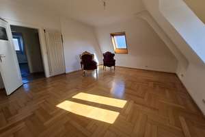 Großzügige helle 3 ZKB DG Whg in denkmalgeschützter Jugendstilvilla in KA-West – Die vollständige Adresse der Immobilie erhältst du vom Anbieter., 76133 Weststadt, Karlsruhe – Vorschaubild 4