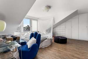 Über den Dächern Schwachhausens | Stilvolle Dachgeschosswohnung im Altbremer Haus – Die vollständige Adresse der Immobilie erhältst du vom Anbieter., 28211 Gete, Bremen – Vorschaubild 5