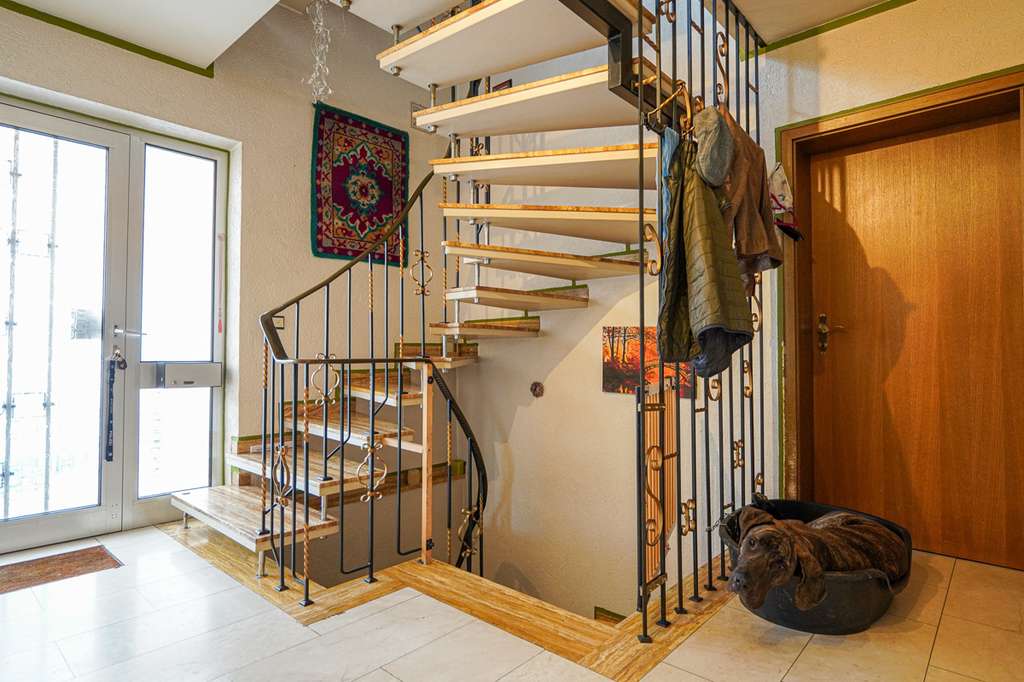 Immobilie in Berkatal - +++ Mehrgenerationenhaus in ruhiger Lage +++ - Bild 2