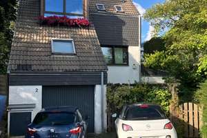 Einfamilienhaus mit Einliegerwohnung und zwei Garagen – Die vollständige Adresse der Immobilie erhältst du vom Anbieter., 40882 Homberg, Ratingen – Vorschaubild 2