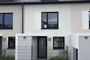 ERSTBEZUG 145qm Familienfreundliche 5 Zimmer Neubauhaus nähe U2 Röthenbach + 2 Stellplätze – Lilienstrasse 29., 90547 Stein – Vorschaubild 1