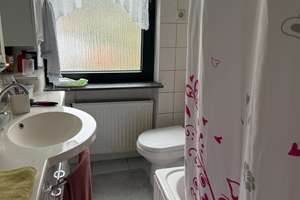 Freistehendes Zweifamilienhaus mit 4 Garagen in sonniger, ruhiger Wohnlage in Mettlach! – Die vollständige Adresse der Immobilie erhältst du vom Anbieter., 66693 Mettlach – Vorschaubild 6