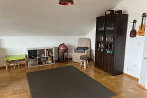 Großzügige Dachgeschosswohnung m. 3 Schlafz., 2 vollwert. Bädern und außergewöhnlichem  Platzangebot – Die vollständige Adresse der Immobilie erhältst du vom Anbieter., 40593 Urdenbach, Düsseldorf – Vorschaubild 13