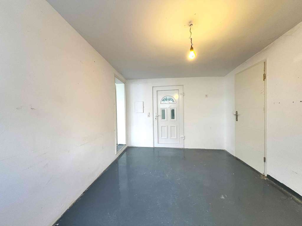 Immobilie in Marbach am Neckar - Provionsfrei! Stilvolle Zentrale 3-Zimmer-Wohnung mit Einbauküche in Marbach - Bild 2