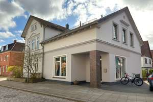 Charmantes Mehrfamilienhaus mit ca. 203 m² WF und ca. 74m² GF in Bremen – Die vollständige Adresse der Immobilie erhältst du vom Anbieter., 28717 Lesum, Bremen – Vorschaubild 2