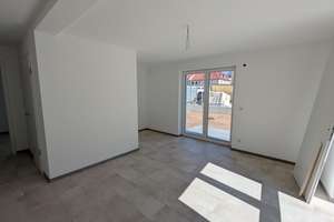 Tolle Neubauwohnung Klima/Terrasse/Garten/Wallbox - Erstbezug in ruhiger Lage von Würzburg – Die vollständige Adresse der Immobilie erhältst du vom Anbieter., 97084 Heidingsfeld, Würzburg – Vorschaubild 3