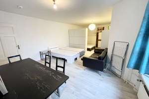 +++wunderschöne 1 Zimmerwohnung mit neuem Badezimmer+++ – Emdener Str. 57, 10551 Moabit, Berlin – Vorschaubild 1