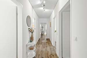 Moderne 3-Zimmerwohnung mit großem Tageslichtbad und Balkon – Keplerstraße 25, 93073 Neutraubling – Vorschaubild 8
