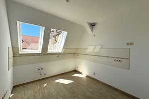 Dachgeschoss-Highlight mit Aufzug, Klimaanlage und Dachterrasse – Schleinufer 23, 39104 Altstadt, Magdeburg – Vorschaubild 5