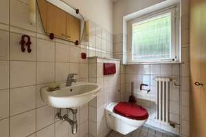 Großzügiges Zuhause. 8 Zimmer. 223 m².
Garten, Garage und 2 Stellplätze. Viel
Platz für Ihre Ideen – Die vollständige Adresse der Immobilie erhältst du vom Anbieter., 78244 Gottmadingen – Vorschaubild 20